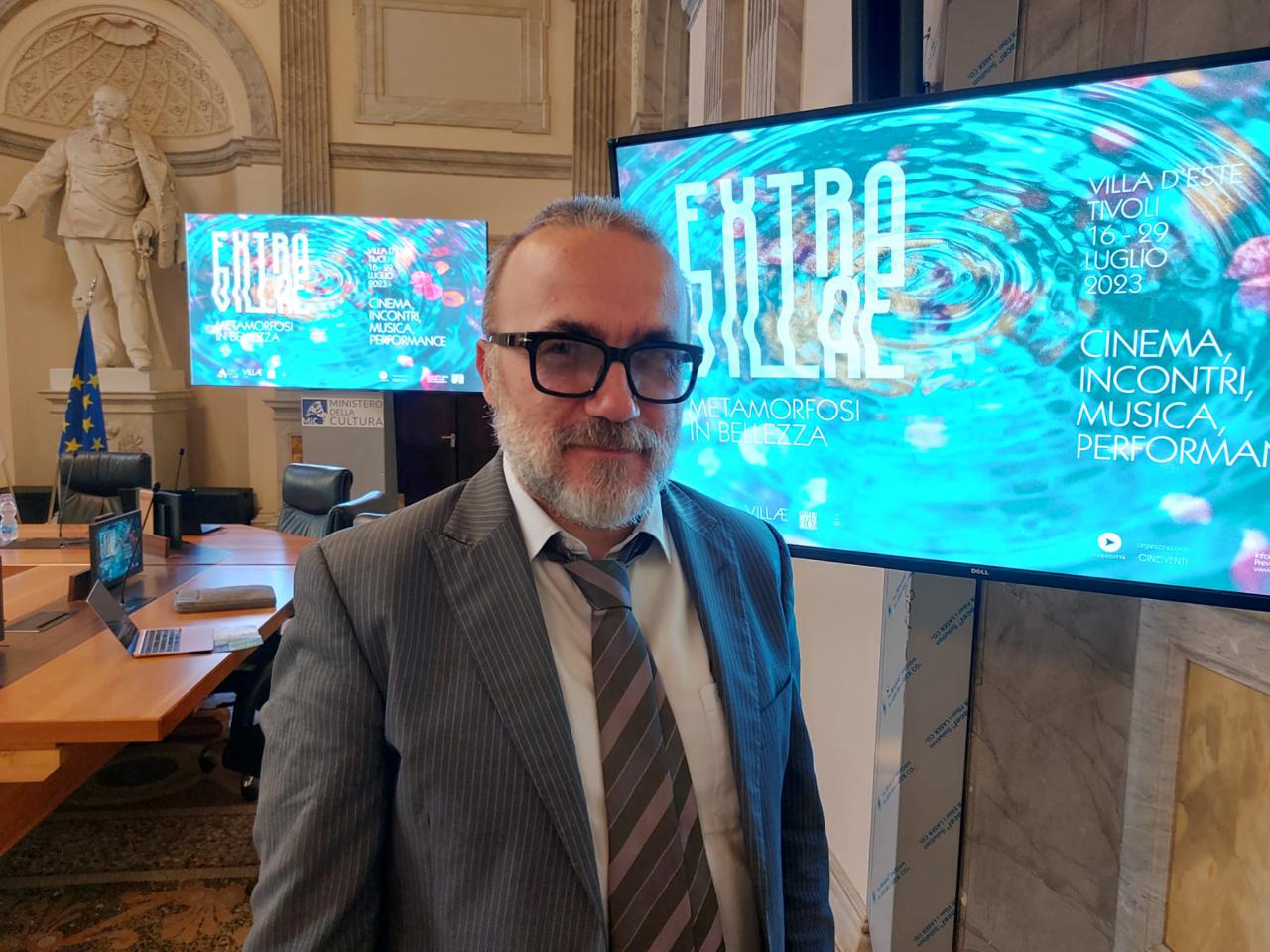 Bruciati (Villae), 'Extravillae riflette sul concetto di bellezza